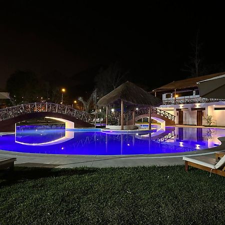 Los Andes - Restaurant & Bungalows Сьенегилья Экстерьер фото