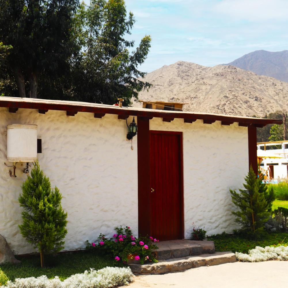 Los Andes - Restaurant & Bungalows Сьенегилья Экстерьер фото