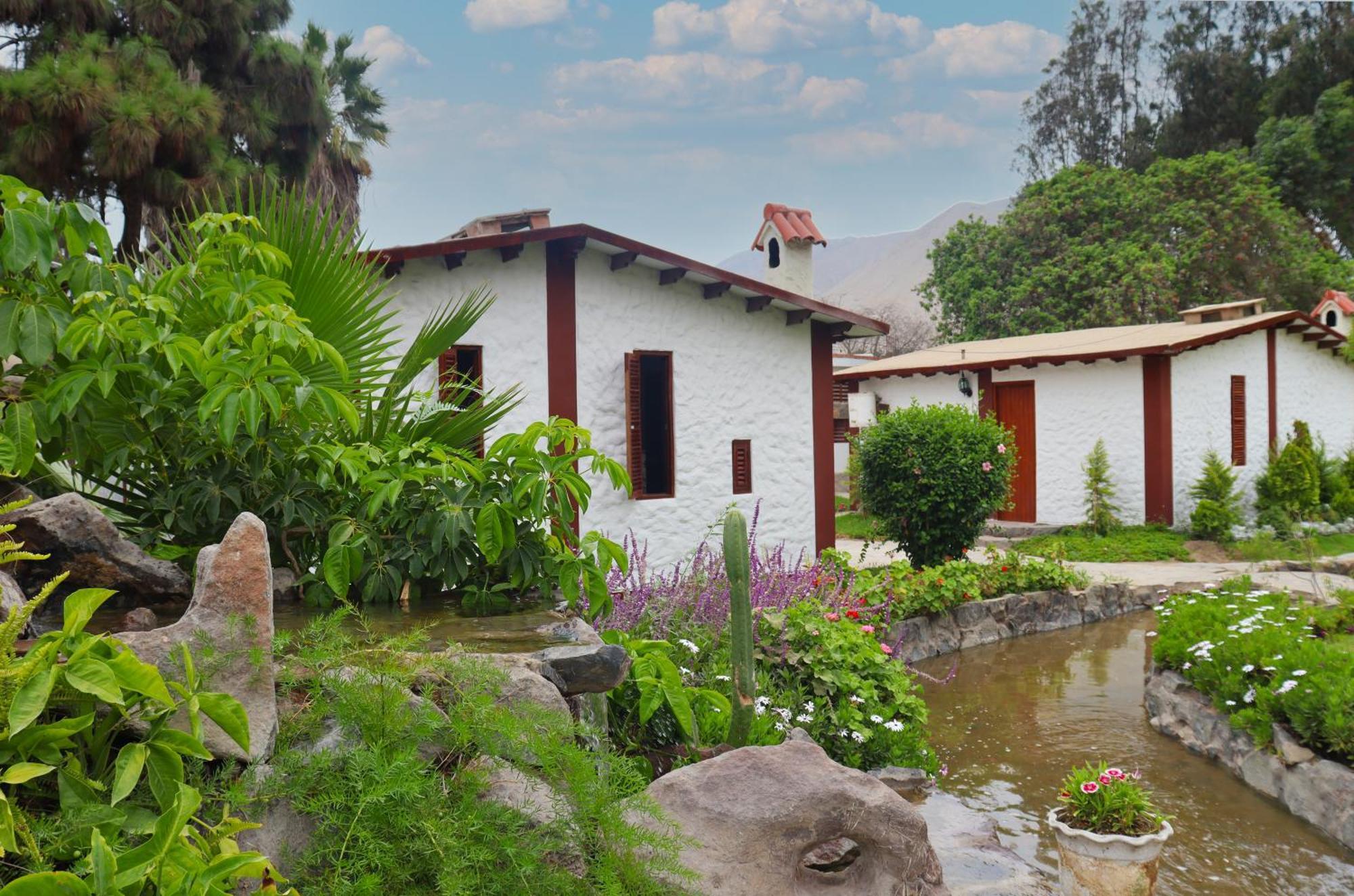 Los Andes - Restaurant & Bungalows Сьенегилья Экстерьер фото