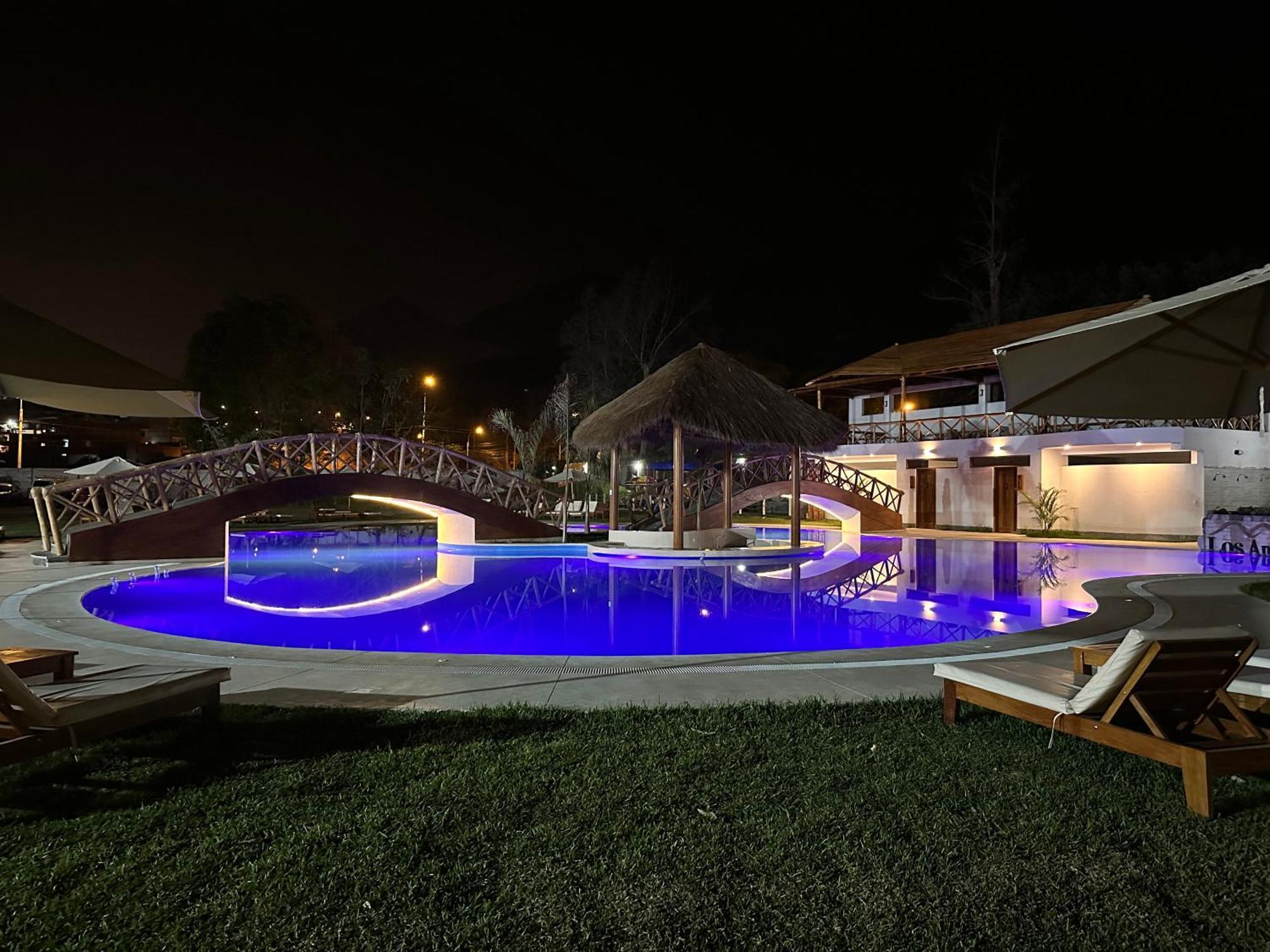 Los Andes - Restaurant & Bungalows Сьенегилья Экстерьер фото
